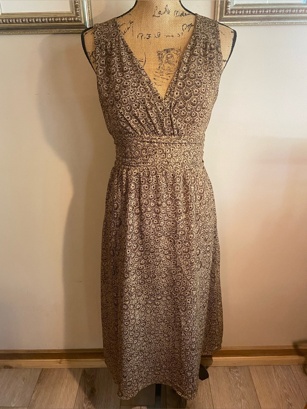 Villager by Liz Claiborne Faux Wrap Dress Size 6 Brown Cream Floral Print Sleeve